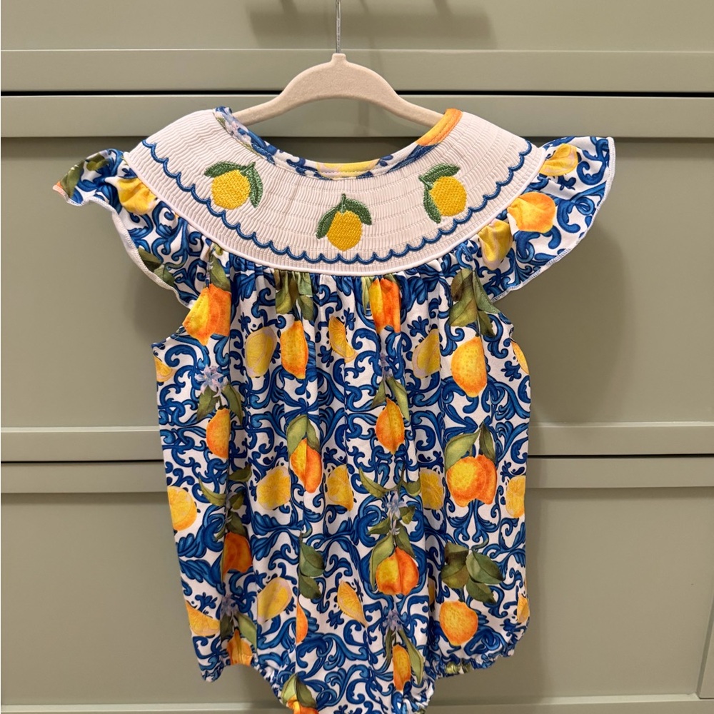 NWT Abby & Evie 18m Smocked bubble